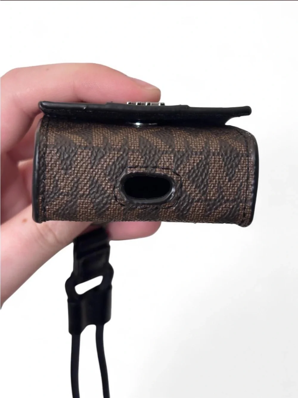 MK Airpods cover